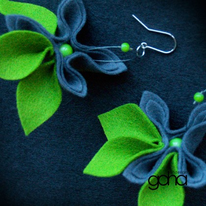 Zielone z szarym -Biżuteria Autorska FlowerFelt Design