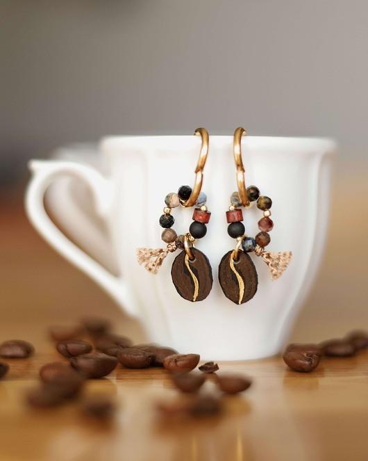 kolczyki z kamieniami Kawowe kolczyki koła z zawieszkami