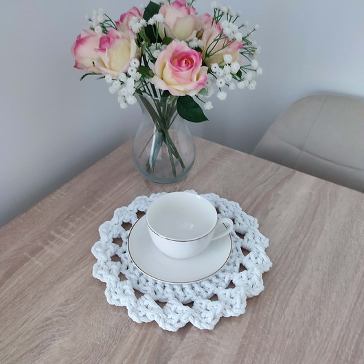 podkładki do kuchni Podkładka ze sznurka szydełkowa okrągła 26cm