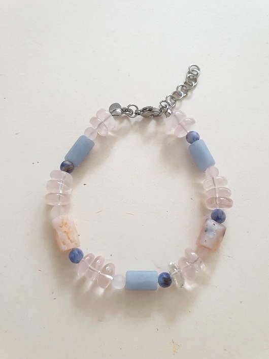 bransoletki z kamieni naturalnych Bransoletka ROOTS kwarc różowy, opal, angelit, sodalit
