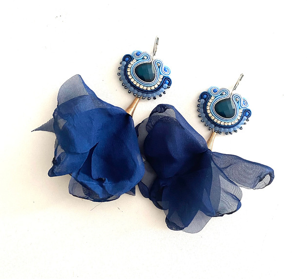 kolczyki soutache Sutaszowe kolczyki OIA z kwiatami