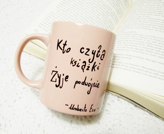 Kto czyta książki żyje podwójnie MUKI design