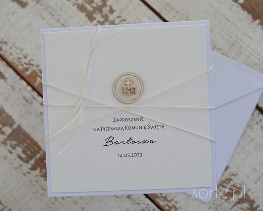 zaproszenia na komunię Najpiękniejsze minimalistyczne ręcznie robione zaproszenia na komunię z perso