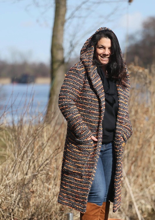 Melanżowy sweter-narzutka Ququ Design