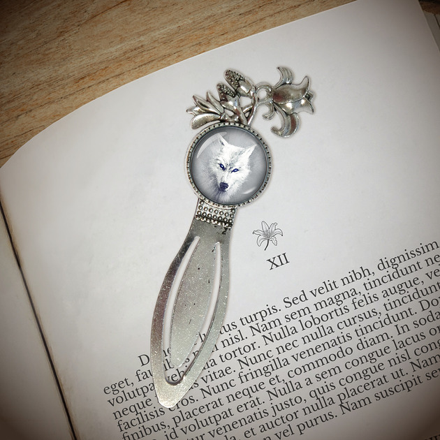 zakładki do książek Zakładka do książki - Biały wilk - lilia