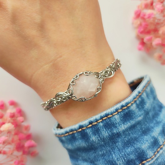 bransoletki wire wrapping Bransoletka Kwarc Różowy sztywna stal chirurgiczna handmade wirewrapping