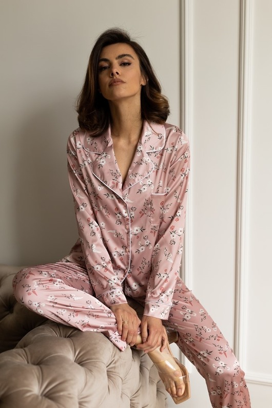 piżamy damskie Klasyczna piżama damska z długim rękawem