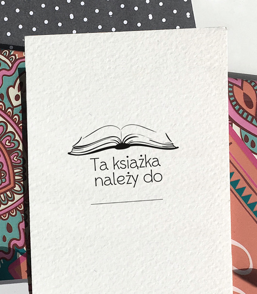 Pieczątka exlibris "Ta książka należy do..." Malu Studio