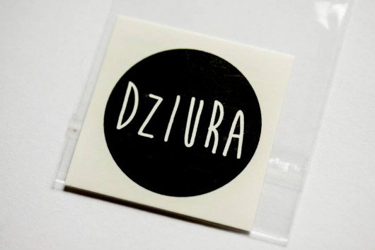 Tatuaż dziura Mowi sie