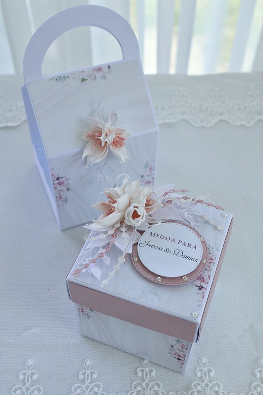 kartki scrapbooking Kartka ślubna exploding box