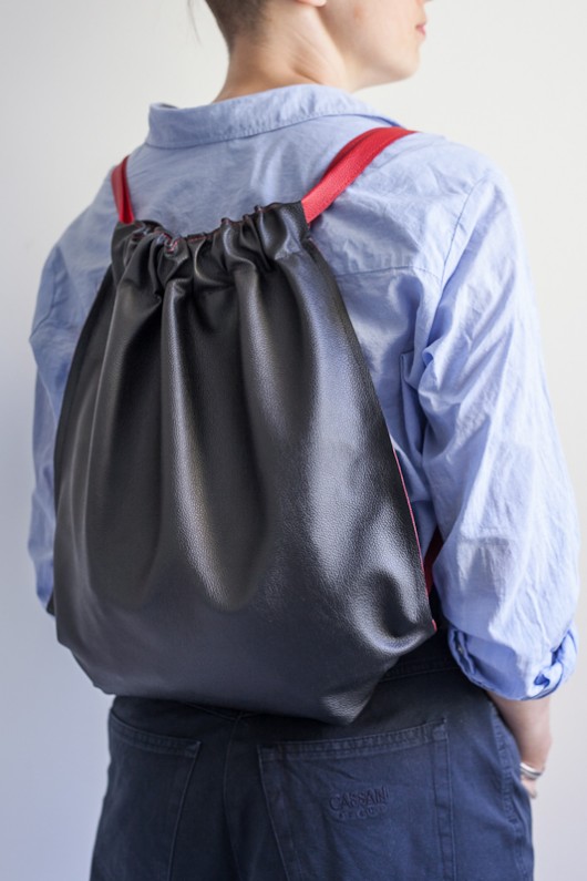 czarny worek Maruna Upcycled