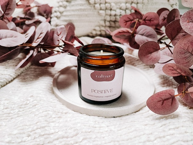 świece zapachowe Świeca sojowa POSSITIVE owoce tropikalne i piżmo 120 ml CALMA