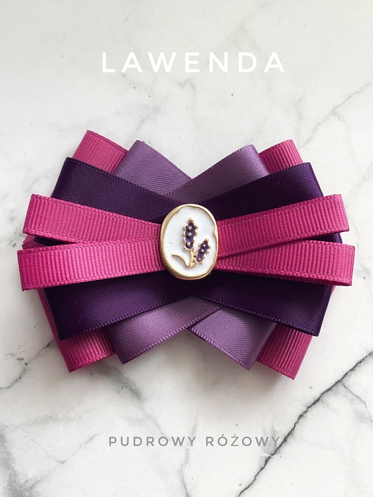 broszki Brosza z kolekcji Lawenda z pięknym medalionem z Lawendą