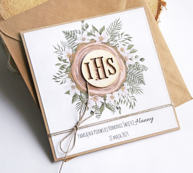 kartki na komunię Kartka, PERSONALIZACJA : I Komunia Święta : drewno II