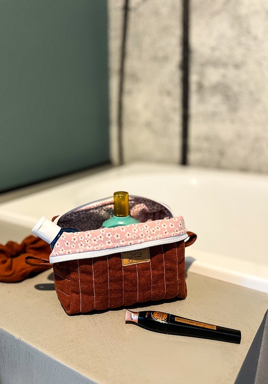kosmetyczki Lniana kosmetyczka box z kwiatową podszewką