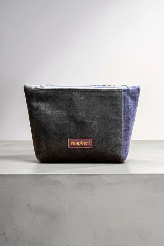 kosmetyczki Zielono-szara kosmetyczka MAXI z weluru