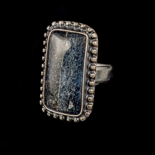 pierścionki srebrne Pierścionek iskrzący kyanit