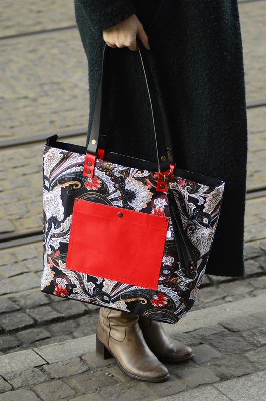 Paisley Red Pocket MAY