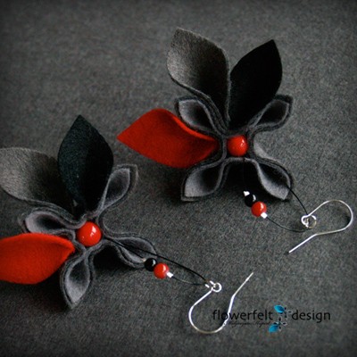 Red Grey Black- kolczyki FlowerFelt Design