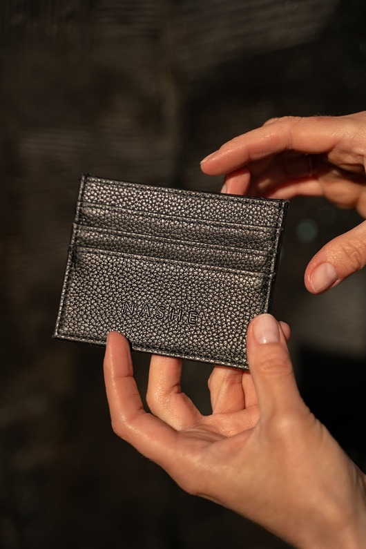 portfele damskie CARD HOLDER - skórzane etui na karty płatnicze - czarne NASHE