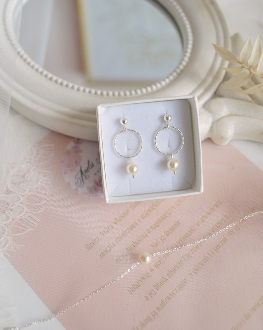 Kolczyki z perłami Swarovskiego Avina Anelis Atelier