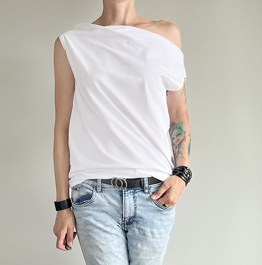 tuniki damskie Dekolt woda bluzka bez rękawów Biała