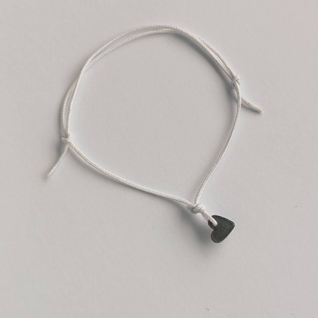 bransoletki na sznurku Serduszko  bransoletka