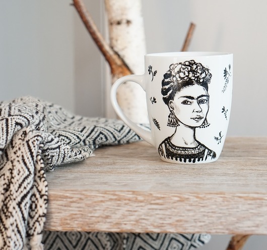 Frida Regina Land Atelier