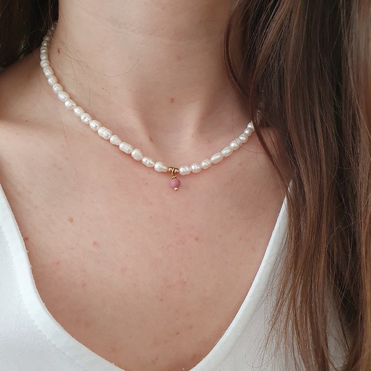 naszyjnik z pereł z zawieszką LEI handmade 