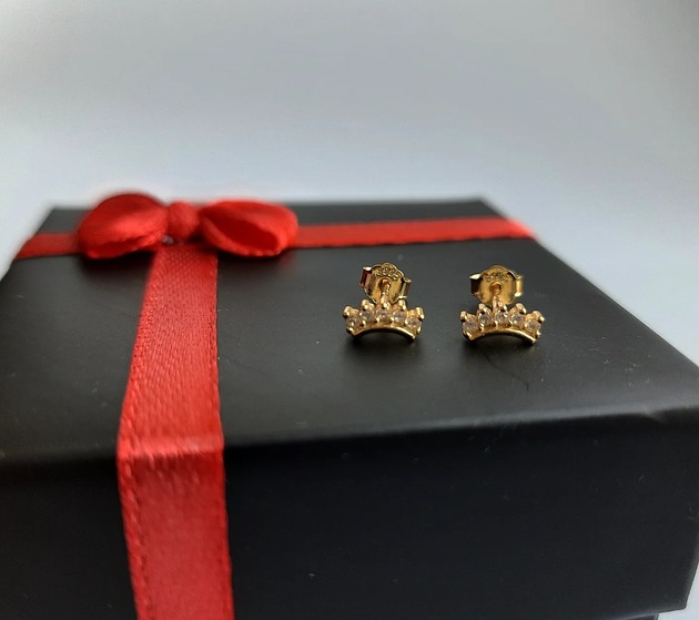 kolczyki pozłacane Kolczyki pozłacane minimalistyczne z cyrkoniami