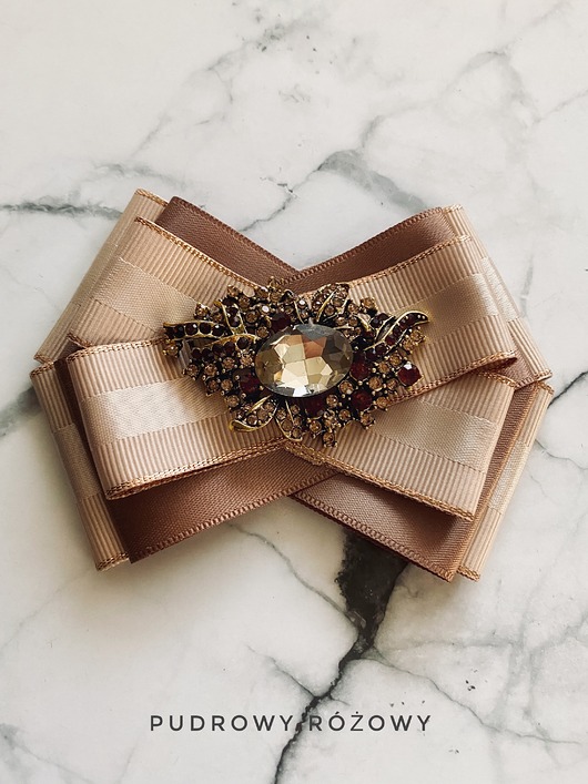 broszki Brosza z kryształem Szampańskim NEW