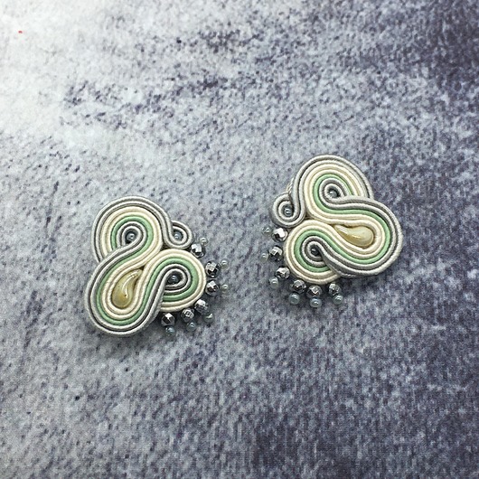 kolczyki soutache Kolczyki małe sutasz miętowe