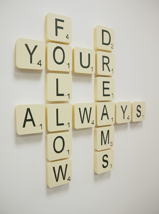 napisy dekoracyjne i tabliczki Kostki SCRABBLE 3D - ALWAYS FOLLOW YOUR DREAMS