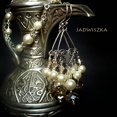 Retro perły ecru w kryształach golden XXXJadwiszka