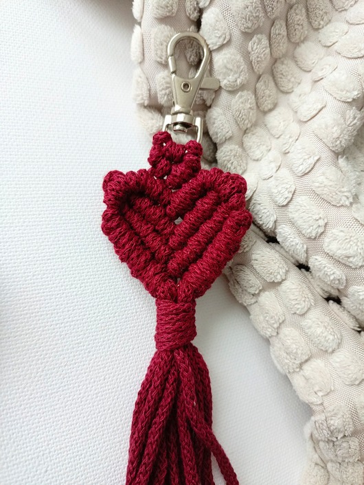 breloki Makramowy brelok serduszko