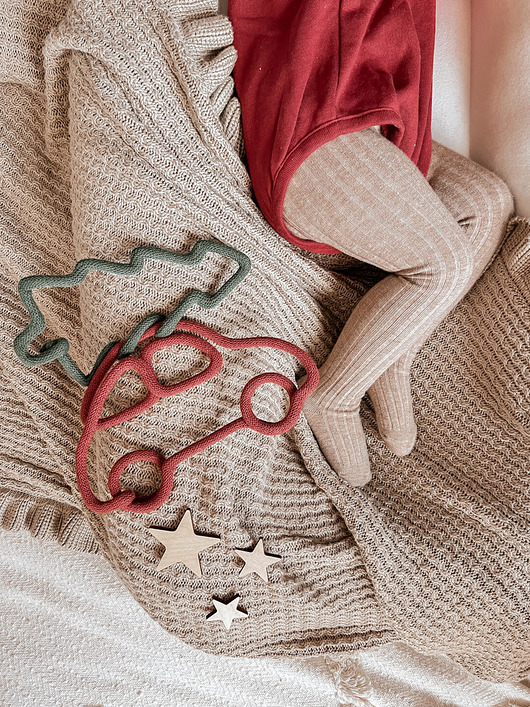 pokój dziecka - różne Autko z choinką  - ozdoba na ścianę