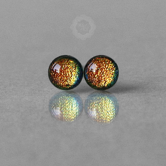 Szklane kolczyki sztyfty dichroic złote MAKU-pracownia szkła