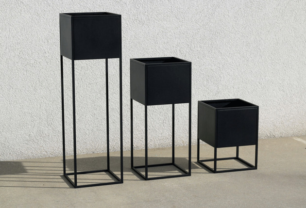 Donica metalowa Korfu czarna 35 cm Wzorek Systems