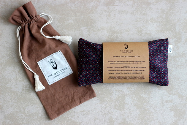 Relaksacyjna  jedwabna poduszka na oczy upcycling VENUSS concept store