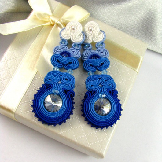 Sensuell soutache - the touch of blue PiLLow Design