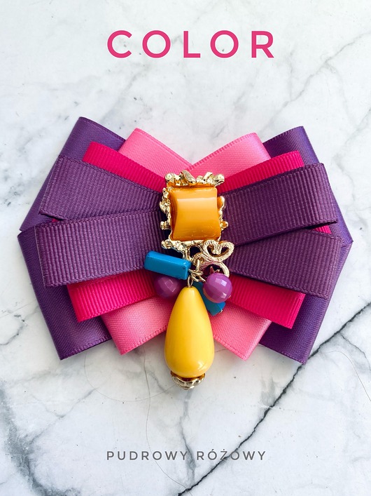 broszki Brosza z Kolekcji COLOR z koralikami i paciorkami.