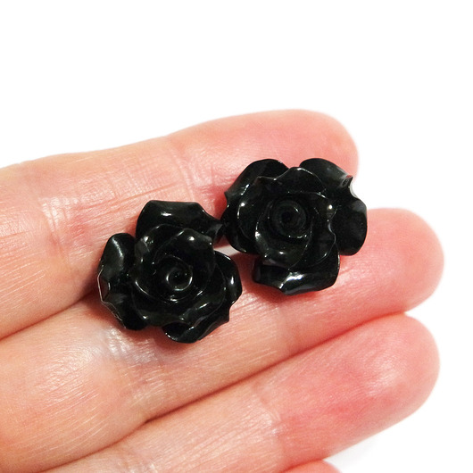 kolczyki - inne Kolczyki - Czarna róża 12 mm - koral