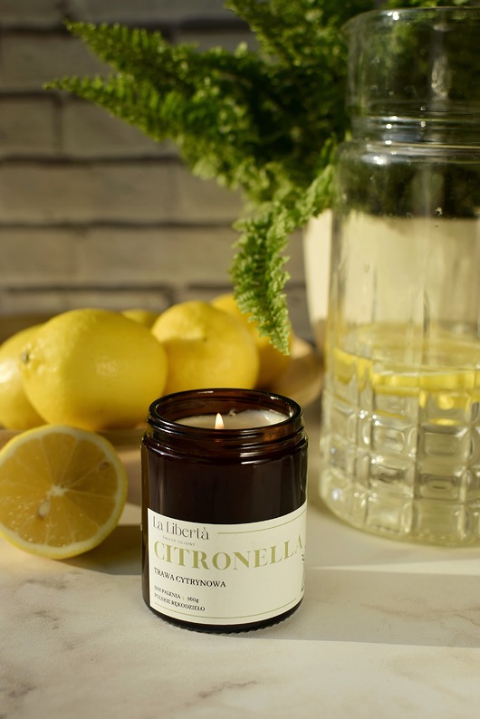 świeczniki i świece Świeca sojowa o zapachu trawy cytrynowej CITRONELLA