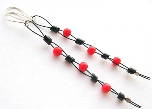 BLACK & RED - Na zmianę... agis
