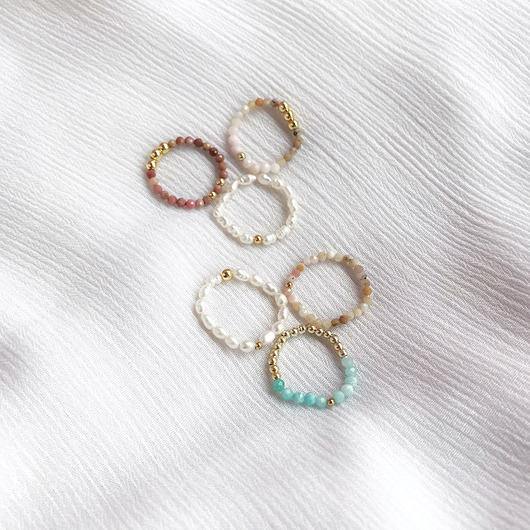 pierścionki - różne Pierścionek elastyczny z kamieni naturalnych