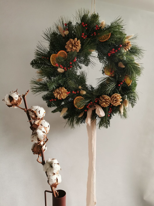 wianki bożonarodzeniowe Wianek świąteczny żywy klasyczny