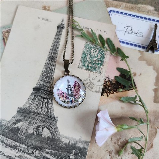 Paris, Ręcznie malowany naszyjnik, wieża Eiffla atelier by Olga