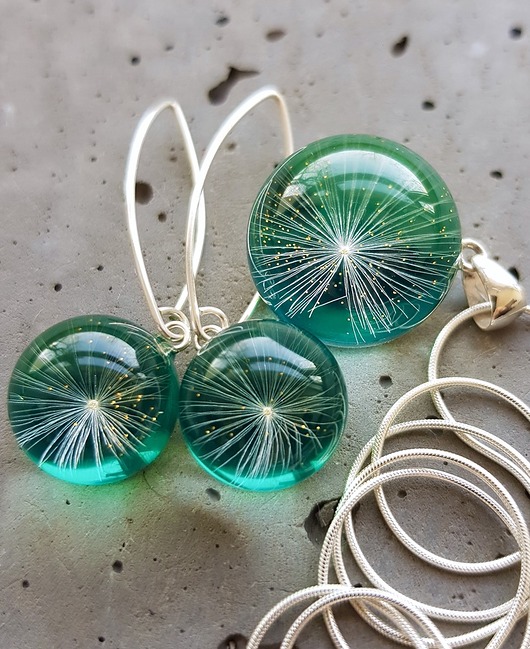 komplet biżuterii zestaw-dmuchawce w żywicy 1