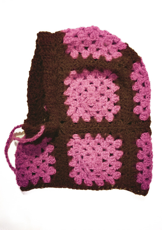 czapki damskie Czekoladowa komoniarka alpaka handmade, ręcznie szydełkowana zimowa czapka