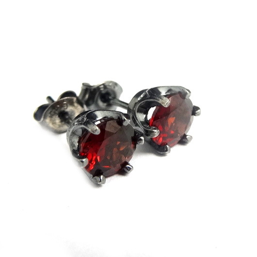 kolczyki srebrne Barocco- granaty w czerni srebra